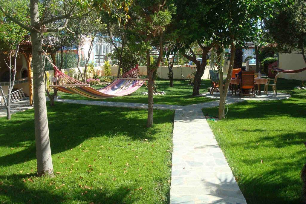 Adonis Beach Hotel Iraklio Exterior foto